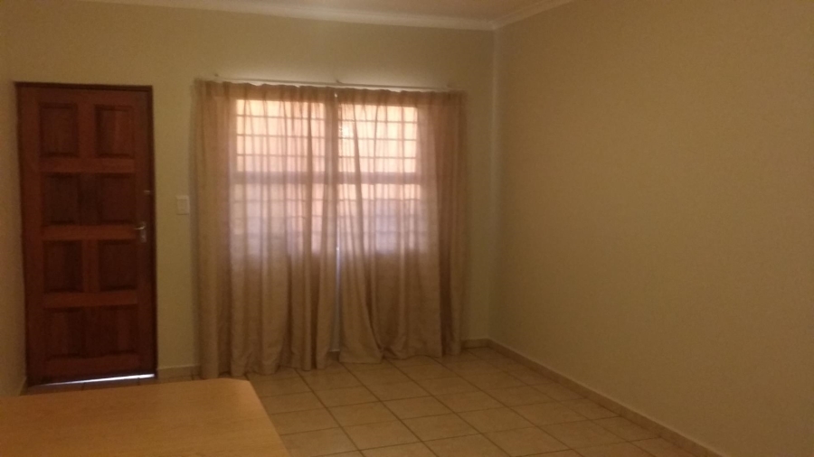 To Let 2 Bedroom Property for Rent in De Kuilen Western Cape